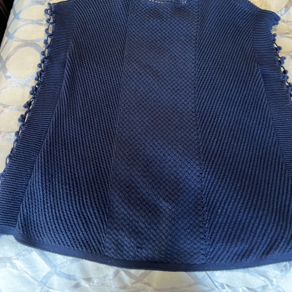 Navy Lilly Pulitzer poncho - Picture 3 of 4